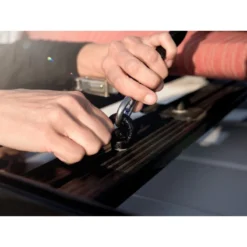 FRONT RUNNER Œillets D'arrimage 12 FRONT RUNNER Œillets D'arrimage -Magasin De Matériel De Camping anneaux d arrimage noirs ecrous a il par front runner 5