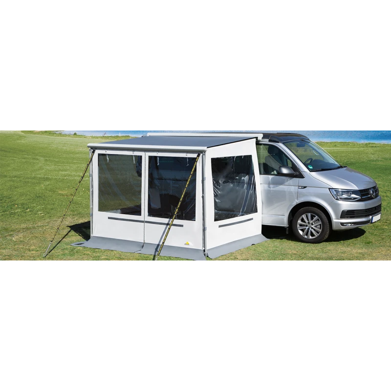 DWT Rain Outside | Façade 1 DWT Rain Outside | Façade