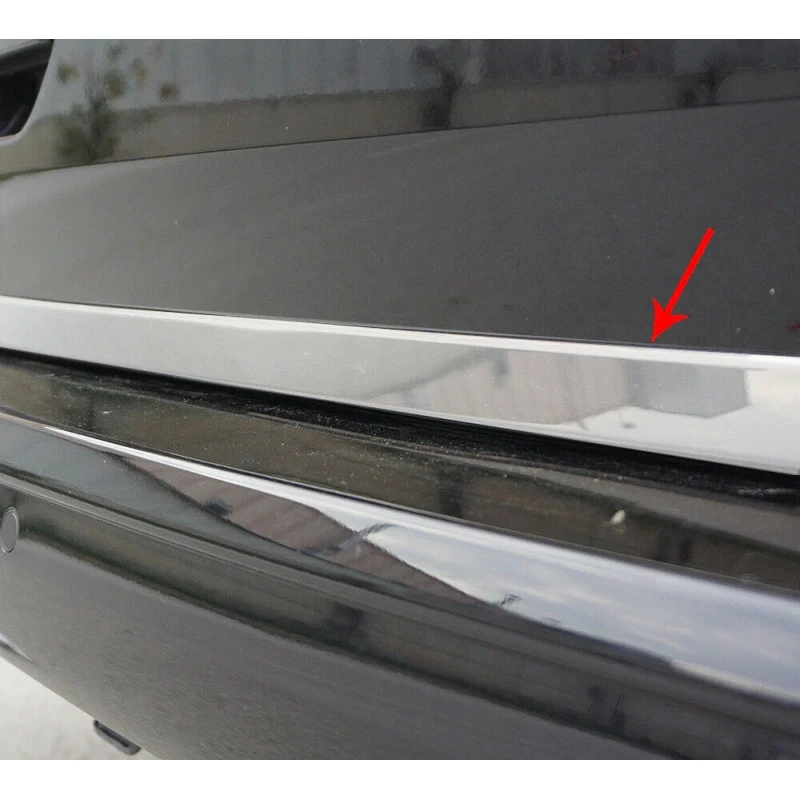 OMAC Baguette De Protection De Hayon Inox VW T5 2 OMAC Baguette De Protection De Hayon Inox VW T5 – Image 2