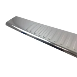 OMAC Protection Seuil De Coffre Inox MB Vito W639 6 OMAC Protection Seuil De Coffre Inox MB Vito W639 -Magasin De Matériel De Camping omac protection seuil de coffre inox mb vito w639 2