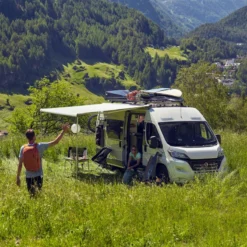 THULE Omnistor 6300 300 14 THULE Omnistor 6300 300 -Magasin De Matériel De Camping thule omnistor 6300 300 4